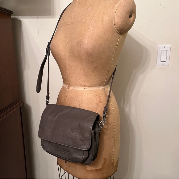 Liebeskind Berlin Calista Leather Crossbody Bag - Picture 3 of 9